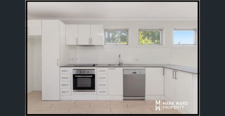 PRACTICAL FAMILY HOME CLOSE TO SALISBURY STATION (Rent increase to $635/wk at end of April-2026) - Photo 2