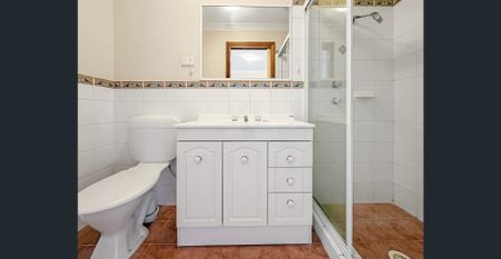 Studio living at it’s best - Photo 4