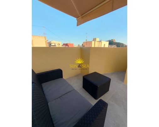 EXCLUSIVE 1 BEDROOM PENTHOUSE - ALICANTE - Photo 1