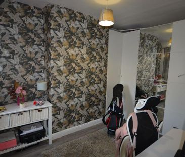 2 bedroom semi-detached house to rent - Photo 5