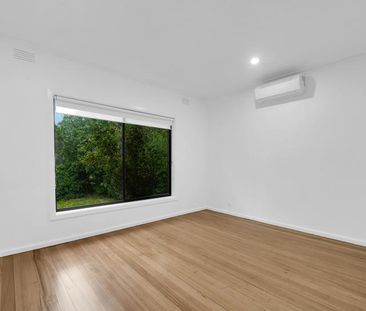 Stunning Newely Renovated 3 Bedroom Property! **APPLY FOR THIS PROP... - Photo 6