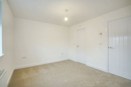 Kingfisher Drive, Northampton - Photo 4