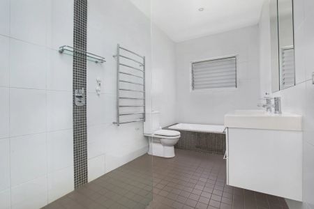 89a Brook Street, Coogee. - Photo 4