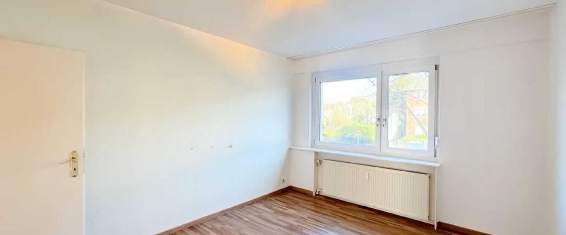 KR-UERDINGEN: HELLE 3-ZIMMER-WOHNUNG MIT BALKON - Foto 1