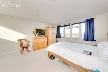 4 bedroom semi-detached house to rent - Photo 3