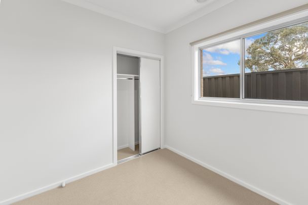11 Amfissa Street, Wollert VIC 3750 - House For Rent | Domain - Photo 1
