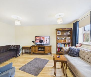 4 bedroom terraced house to rent - Photo 1