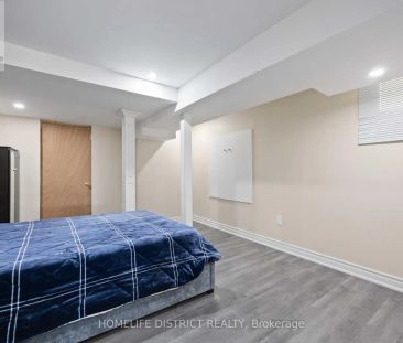 7 MOSELY CRESCENT - Photo 3