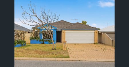 Modern Coastal Living Opposite Parklands! - Photo 5
