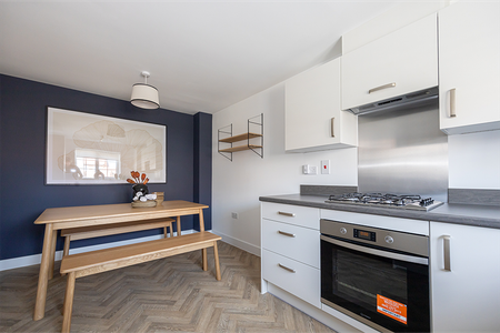 2 bedroom terraced house to rent - Photo 4