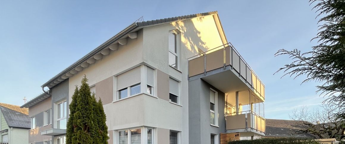 Sonnige Aussichten: Großzügige 4,5-Zimmer-Wohnung in Magstadt - Foto 1