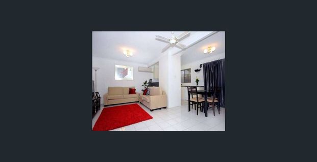 Spacious & Modern Townhouse Opposite Glennie School - Photo 1