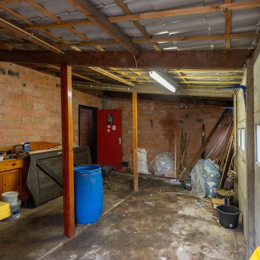 Stadswoning met 3 slpk's, tuin en dubbele garage te Turnhout - Photo 1