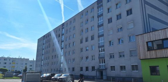 Geräumige 3-Zimmer-Wohnung mit Loggia! - Foto 2