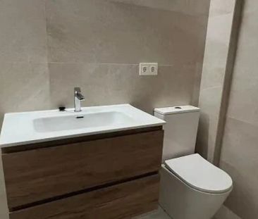 Piso de alquiler en Calle Calle Aspe, Reina Victoria - Miguel Herná... - Photo 5