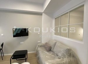 Studio/Γκαρσονιέρα για ενοικίαση - Νεάπολη, - Photo 1