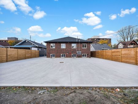 For Lease - 3549 Peter Street Unit# 3, Windsor, Ontario - Photo 5