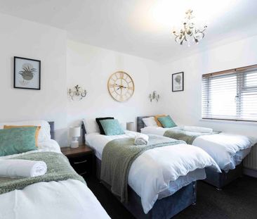3 Bed Terraced House, Osmondthorpe Lane, LS9 - Photo 3