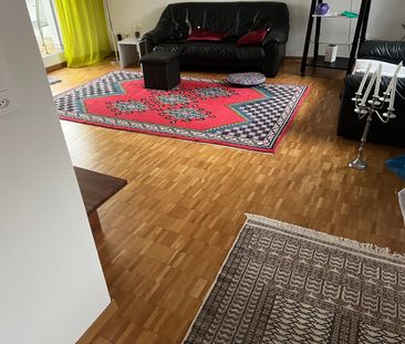 2½ ZIMMER-ATTIKAWOHNUNG IN BADEN (AG), MÖBLIERT, TEMPORÄR - Photo 2