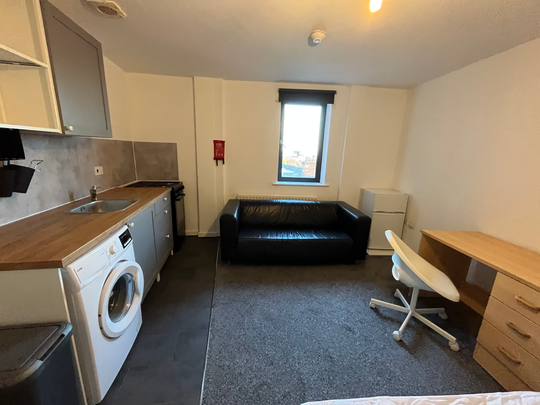 Flat 18C, Westmount, LS2 9NZ, Leeds - Photo 1