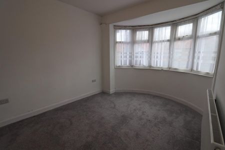 3 BED Terraced House To rent - Photo 2
