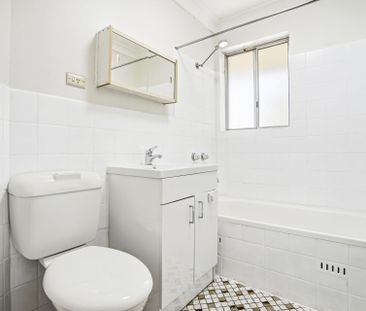 11/4 John Tipping Grove, Penrith - Photo 5