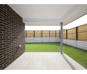 6 Goanna Way, Redbank Plains QLD 4301 - House For Rent | Domain - Photo 5