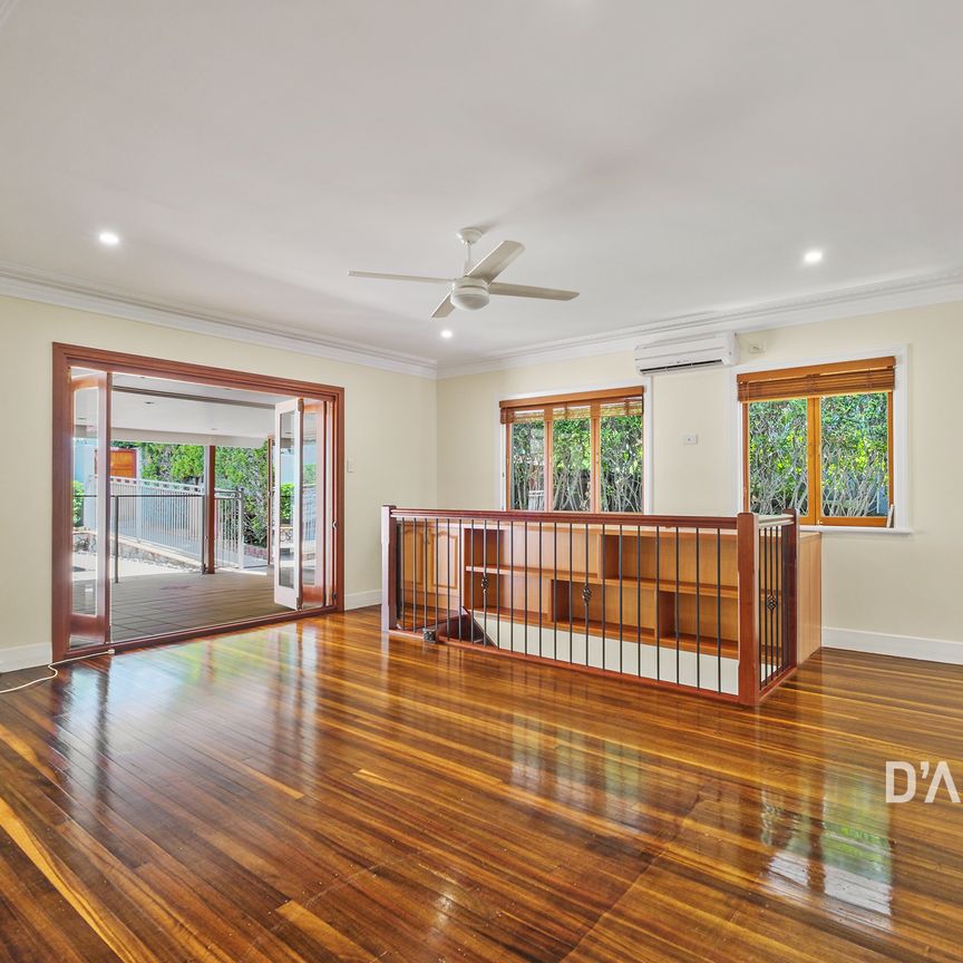 32 WOODLAND ST - Photo 1