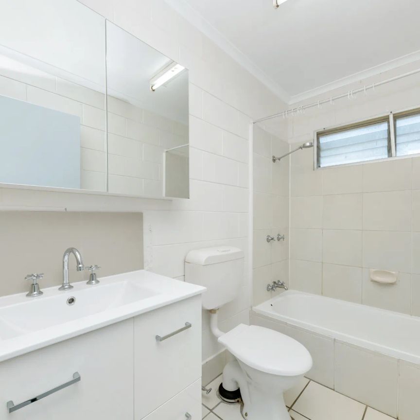 Unit 7/5 Rose Street, North Ward. - Photo 1