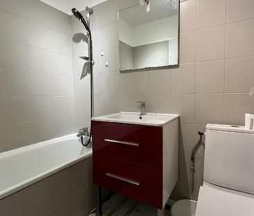 Location Appartement 2 pièces 43m² LOUVRES 95380 - Photo 1