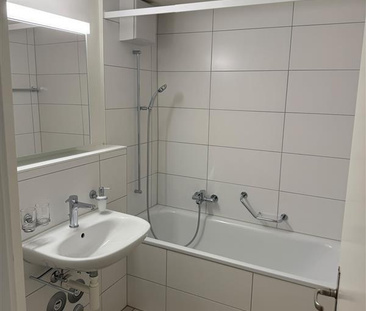 3.5-Zimmerwohnung mit Balkon direkt am Rhein - Photo 3