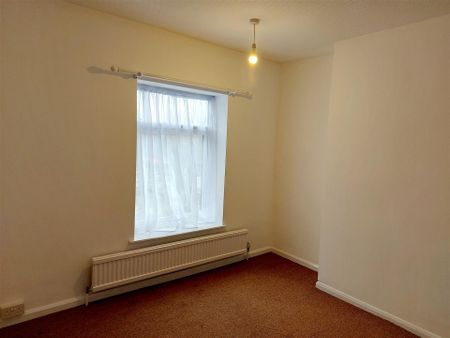 2 bedroom End of terrace house to rent - Photo 3