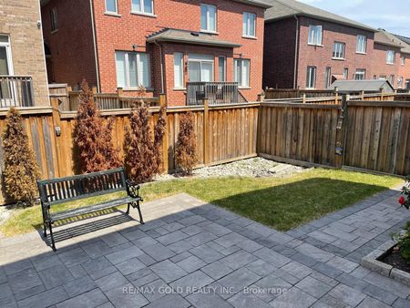 For Lease - 100 Enford Crescent Unit# (Upper Portion), Brampton, Ontario - Photo 5