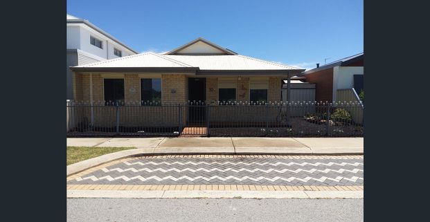 30 Merrimac Loop, Rockingham, WA, 6168 - Photo 1