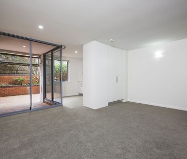 10/37 Iredale Street, Newtown - Photo 6