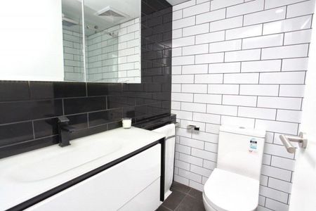 Studio In the Heart of Albion - Photo 3