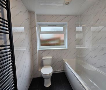 2 bedroom bungalow to rent - Photo 1