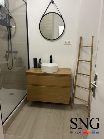 T3 REFAIT A NEUF AVEC TERRASSE + 2 PARKINGS + 1 CAVE - Photo 5