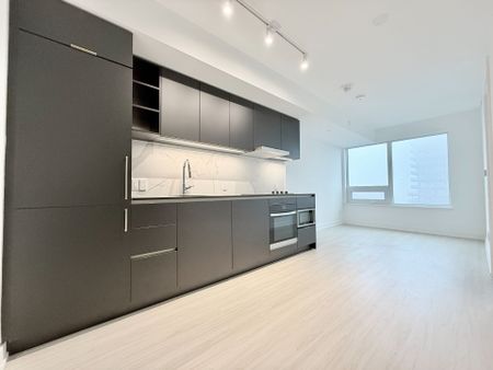 For Lease - 8 Wellesley Street Unit# 3902, Toronto, Ontario - Photo 3
