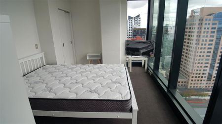 CITY CENTRE - 2 Bedroom - Photo 3