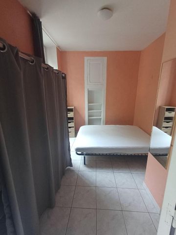 Location Appartement 2 pièces 34m² MILLAU 12100 - Photo 3