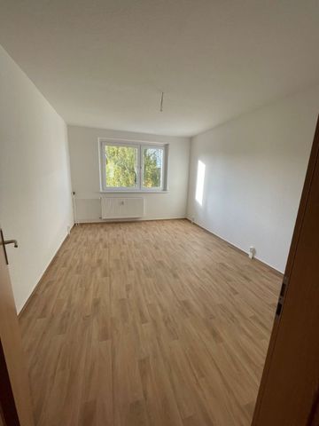 Frisch sanierte 3-Raumwohnung sucht neuen Mieter - Foto 4