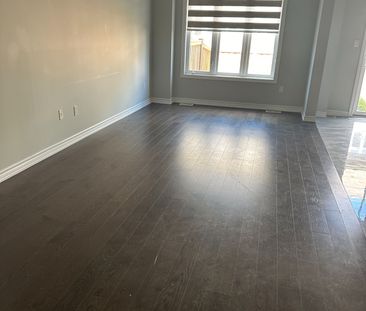 For Lease - 5 Hines Street, Brampton, Ontario - Photo 1