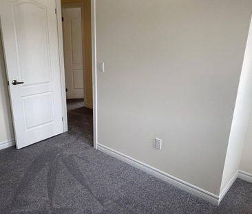 For Lease - 57 North Garden Boulevard, Scugog, Ontario - Photo 5