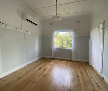 Neat and tidy 3-bedroom home close to everything! - Photo 3