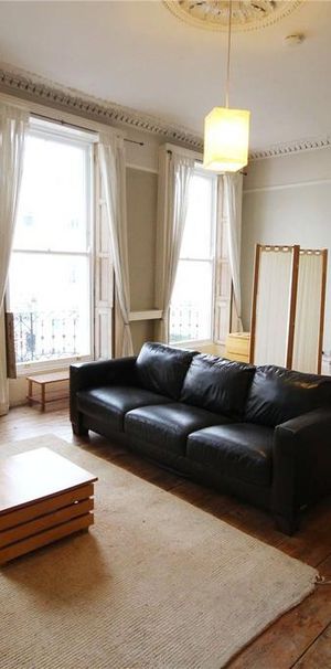 House to rent - Photo 1