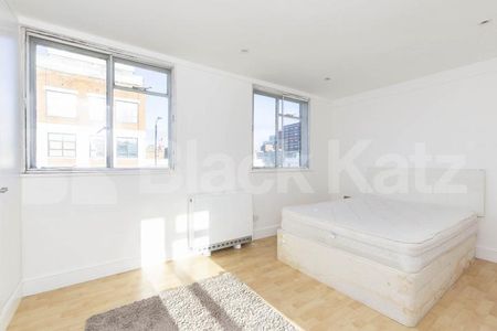 Split level two bed in a prime location in the popular Bethnal Green area - Photo 5
