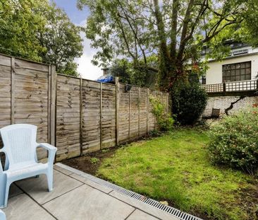 Newly refurbished 1 bedroom Garden property in the popular De Beauv... - Photo 4