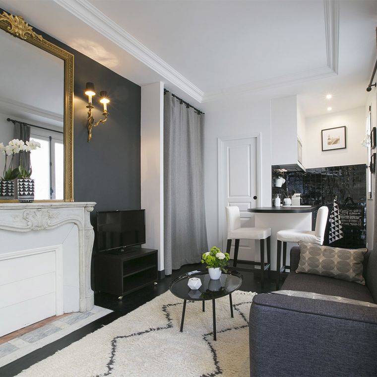 Appartement à louer rue d'Artois, Paris 8ème - Photo 1