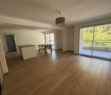 Appartement à louer, 3 pièces - Divonne-les-Bains 01220 - Photo 6